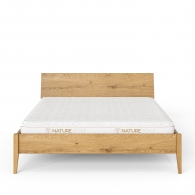 Łóżko dębowe z pełnym zagłówkiem na drewnianych nogach - 3