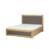 Dębowe łóżko z pojemnikiem i pionowymi przeszyciami na zagłówku - 2